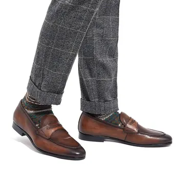 Новые мужские лоферы из натуральной кожи, дизайнерские слипоны, модная мягкая повседневная мужская обувь на плоской подошве, обувь для взрослых, обувь для лодок ручной работы 1